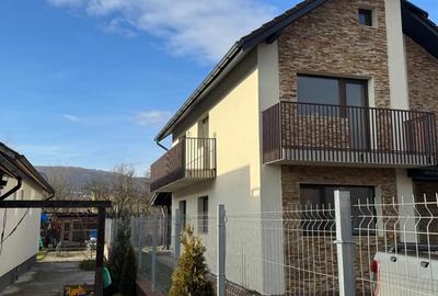 Casă individuală cu 4 camere cu Canalizare în Chinteni - 7
