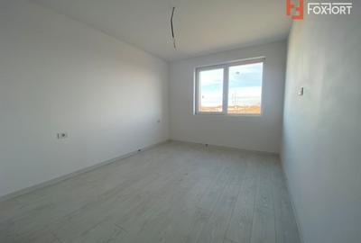 Apartament cu 3 camere decomandat în Giroc - 16