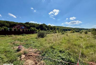 Teren de 600 mp, în Corunca