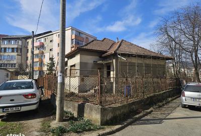 Casă cu 4 camere cu Teren 446 Mp în Ultracentral - 3