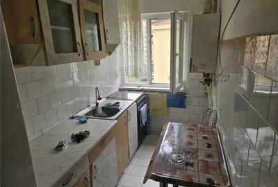 Apartament cu 2 camere nedecomandat, mobilat în Micro II - 6