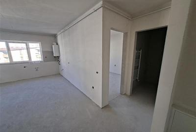 Apartament cu 3 camere circular în Florești