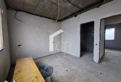 Casă cu 4 camere cu Teren 378 Mp în Păulești - 3