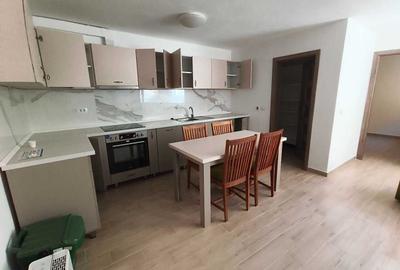 Apartament cu 3 camere semidecomandat în Ultracentral