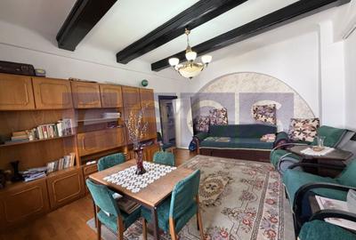 Apartament cu 4 camere decomandat în Ștefan cel Mare