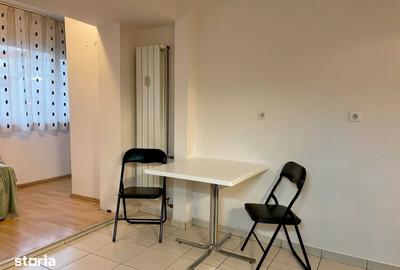 Apartament cu 2 camere decomandat în 1 Mai - 8