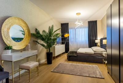 Apartament cu 4 camere decomandat în Băneasa