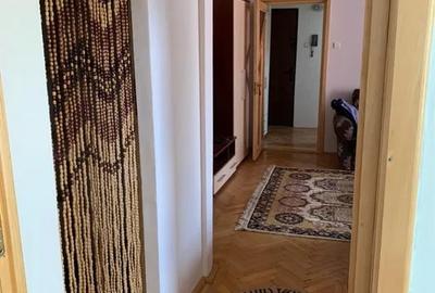 Apartament cu 2 camere semidecomandat, mobilat în Podul de Piatră - 4