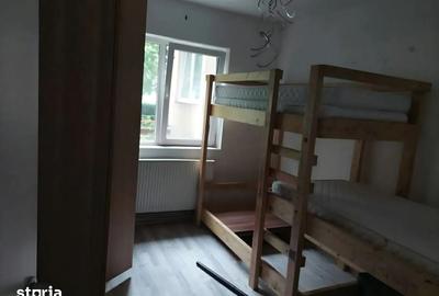 Apartament cu 3 camere în Săsar