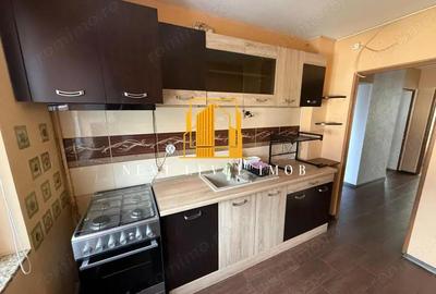 Apartament cu 3 camere decomandat în Central - 1
