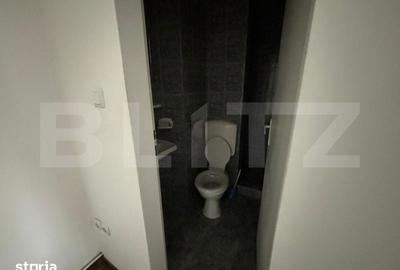 Spațiu comercial, de 220 mp, în Central - 8