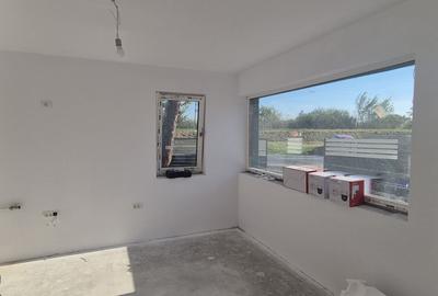 Casă cu 3 camere în Ghiroda - 4