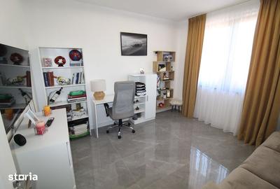 Casă cu 3 camere cu Teren 198 Mp în Central - 14