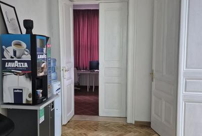 Casă cu 6 camere cu Teren 250 Mp în Unirii