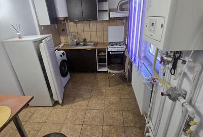 Apartament cu 2 camere decomandat în Exterior Vest