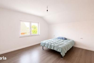 Casă cu 4 camere cu Teren 528 Mp în Sânmihaiu Român - 13