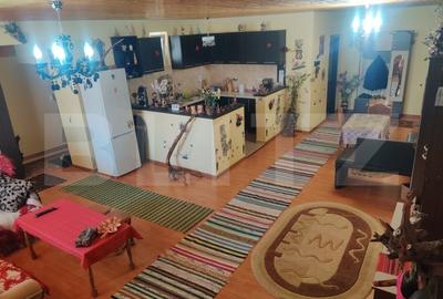 Apartament cu 3 camere decomandat, mobilat în Codlea - 9
