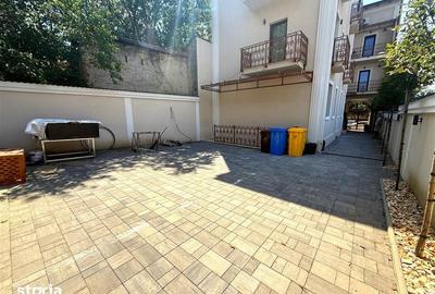 Apartament cu 2 camere decomandat în Calea București