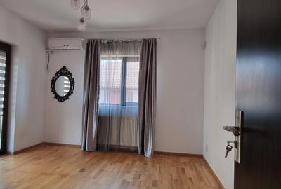 Casă individuală cu 4 camere cu Canalizare în Nord - 1