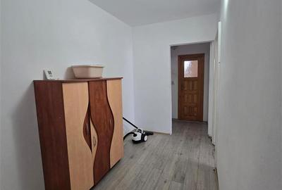 Apartament cu 3 camere decomandat în Mircea cel Bătrân - 4