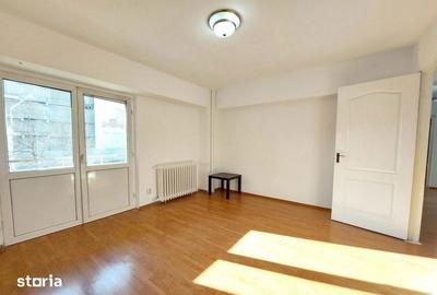 Apartament cu 2 camere decomandat în Centrul Istoric