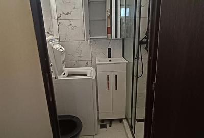 Apartament cu 2 camere semidecomandat în Tractorul