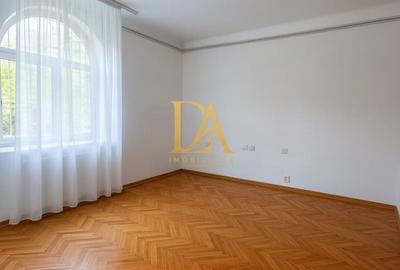 Spațiu comercial, de 120 mp, în Decebal