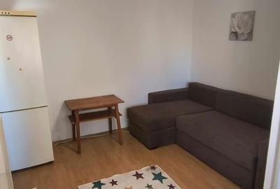 Garsonieră semidecomandată în 6 Vânători