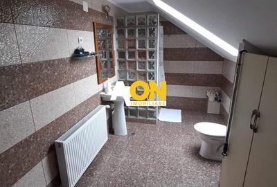 Casă individuală cu 8 camere cu Canalizare în Vadu Moților - 31