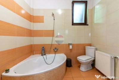 Casă cu 7 camere cu Teren 850 Mp în Corbeanca