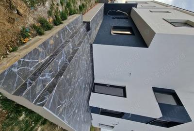 Casă cu 4 camere cu Teren 300 Mp în Urseni - 1