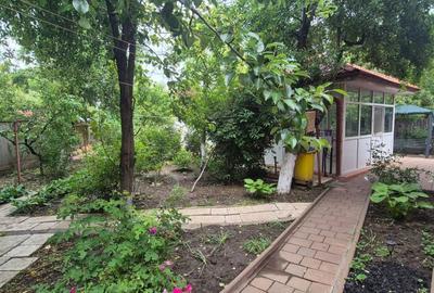 Casă cu 4 camere în Ultracentral