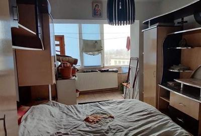 Apartament cu 3 camere decomandat în Central - 2