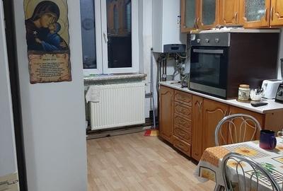 Apartament cu 4 camere decomandat în Unirii - 2