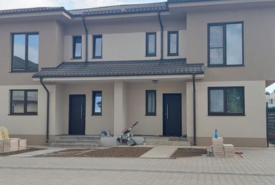 Duplex cu 4 camere cu Canalizare în Corbeanca - 14