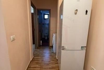 Apartament cu 2 camere în Micro 21