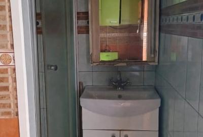 Garsonieră în Far