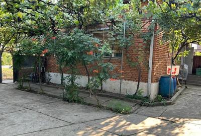 Casă cu 3 camere în Buteni - 1