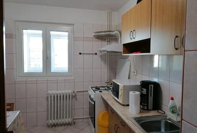 Apartament cu 2 camere decomandat în Rahova
