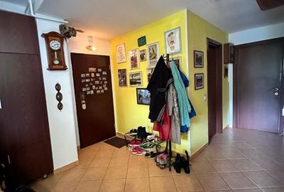 Apartament cu 3 camere în Central - 1