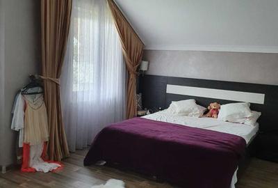 Casă cu 3 camere în Central - 1