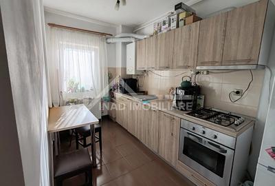 Apartament cu 2 camere semidecomandat, mobilat în Central - 6