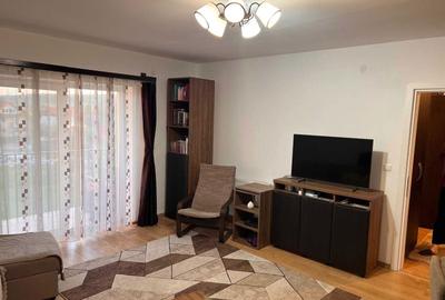 Apartament cu 3 camere decomandat în Central - 1