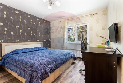 Apartament cu 4 camere decomandat, mobilat în Zorilor