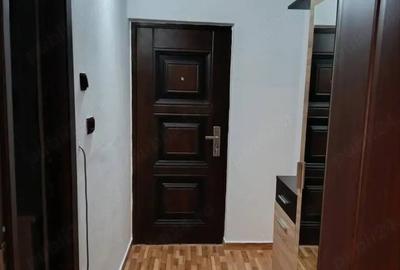 Garsonieră decomandată în Central - 1