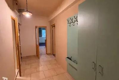Apartament cu 3 camere decomandat în Malul Mureșului