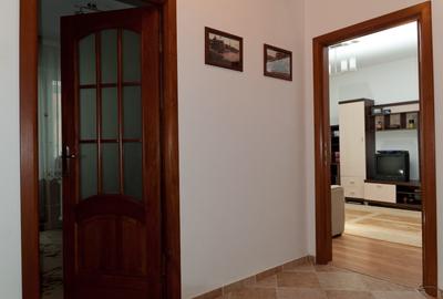 Apartament cu 2 camere decomandat, mobilat în Crângași