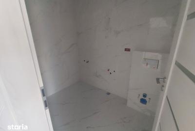 Apartament cu 3 camere decomandat în Nicolina - 8