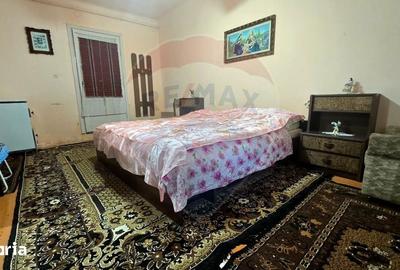 Casă cu 4 camere cu Teren 540 Mp în Central - 12