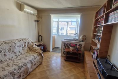Apartament cu 2 camere decomandat în Lacul Tei